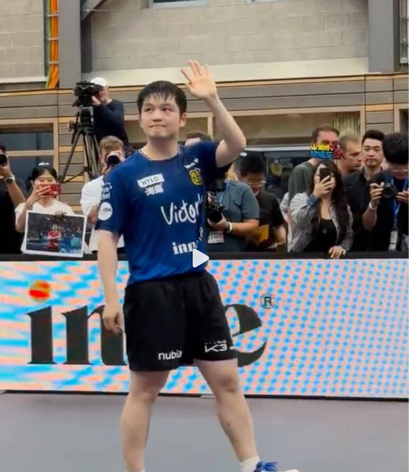 油呐喊的球 油呐喊的球