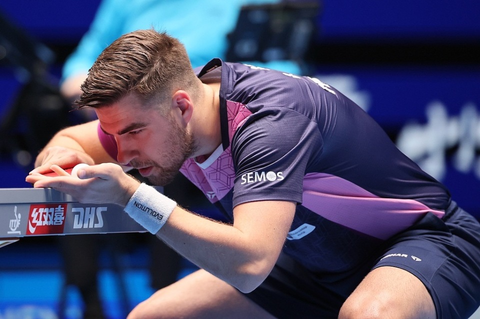 门将需要与 门将需要与