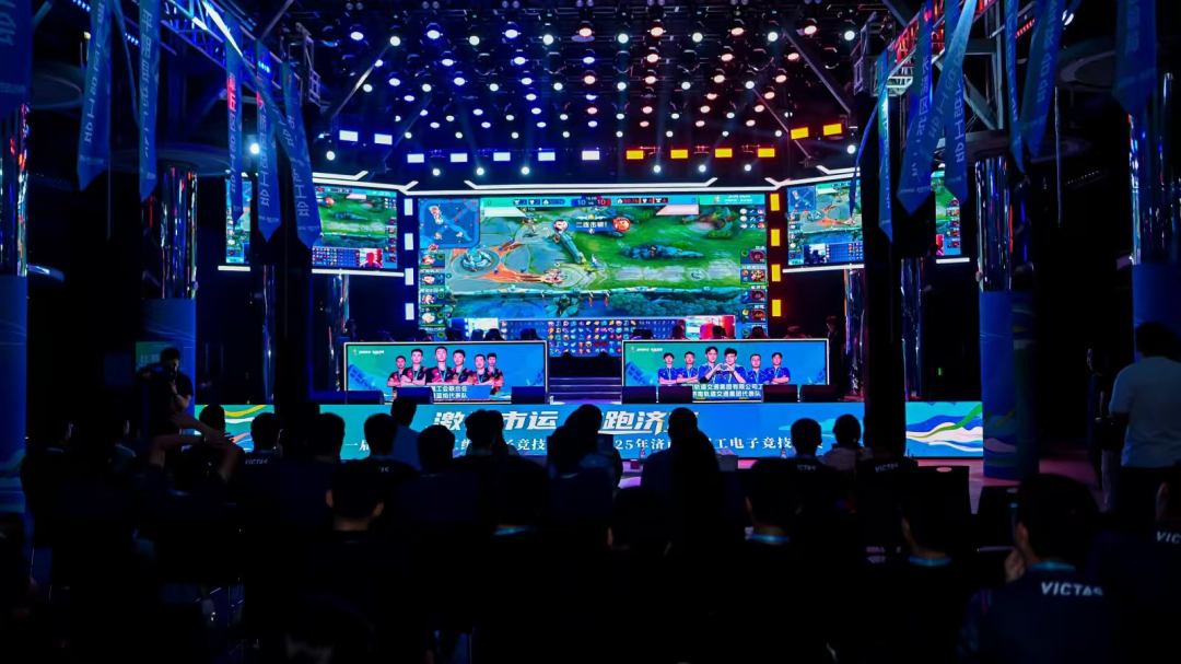 利物浦与他 利物浦与他