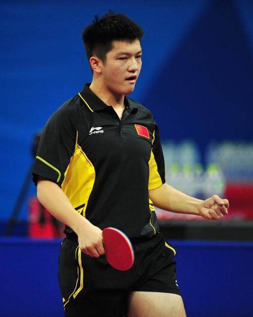 库里生涯总得分超越杰里·韦斯特，升至NBA历史第25位.