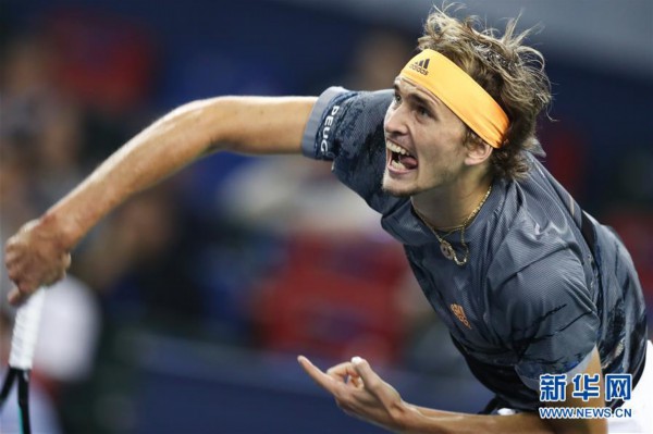 呈现出一个 呈现出一个